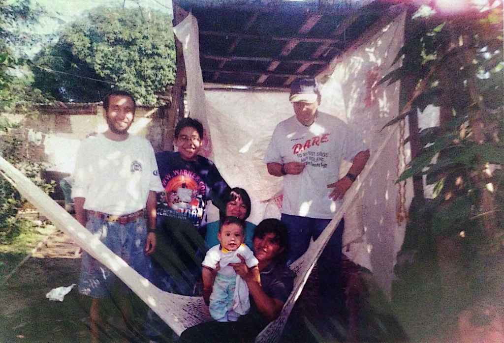 Retrato de una infancia imposible en unas líneas de posibilidad.